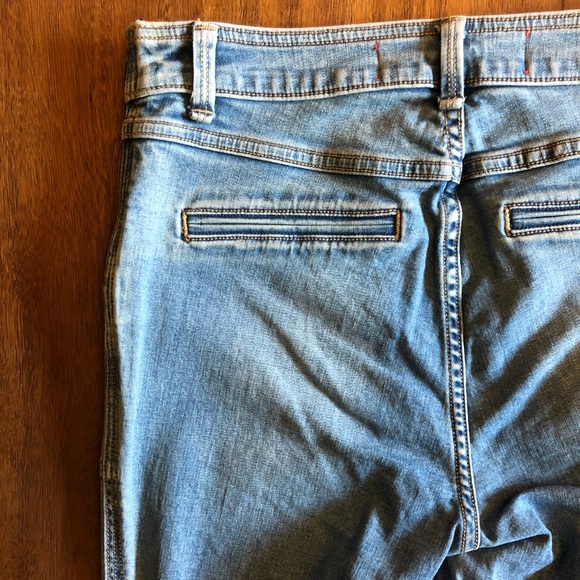 Marc By Marc Jacobs wide leg jeans. - Picture 9 of 13